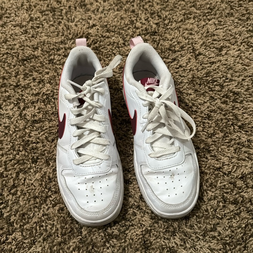 Nike shoes